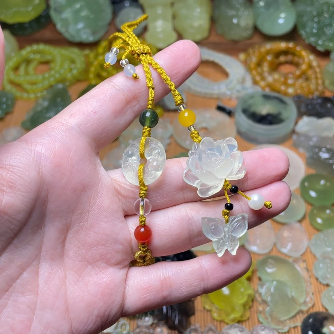 泪***痕蛇纹石玉未镶嵌车挂