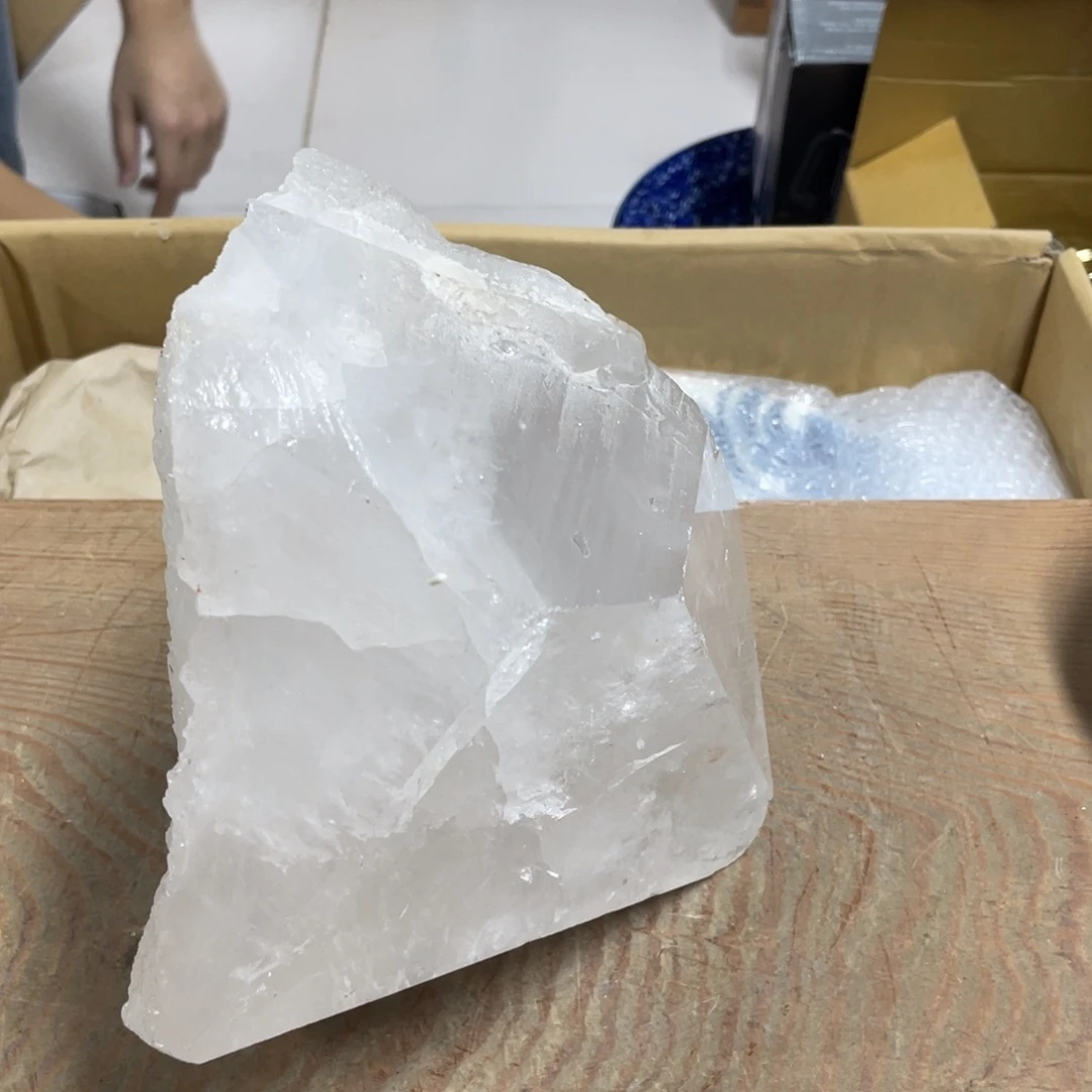 李***白哈哈哈哈哈哈哈哈哈