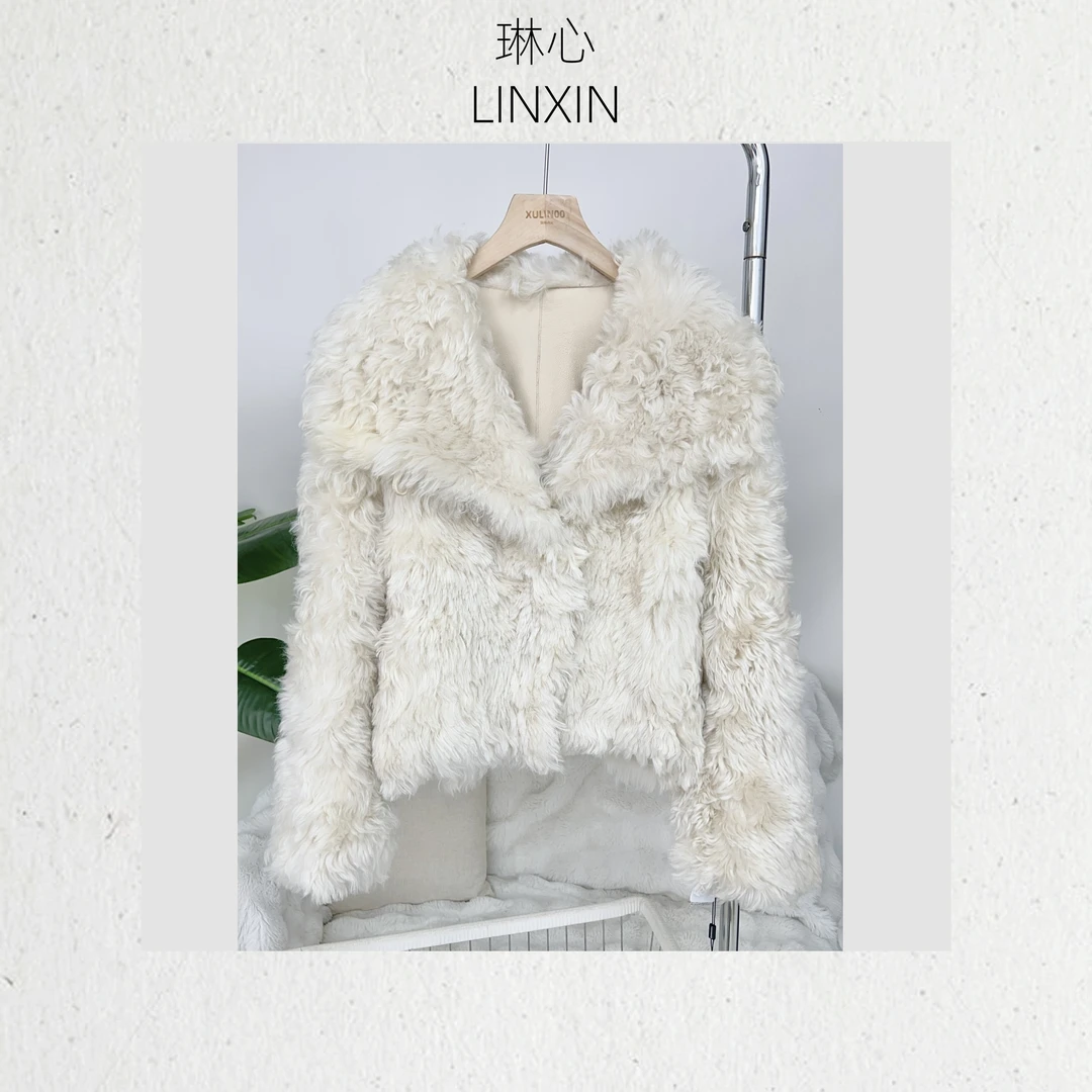 丨秋冬气质轻奢白色大翻领女装冬季外套0297