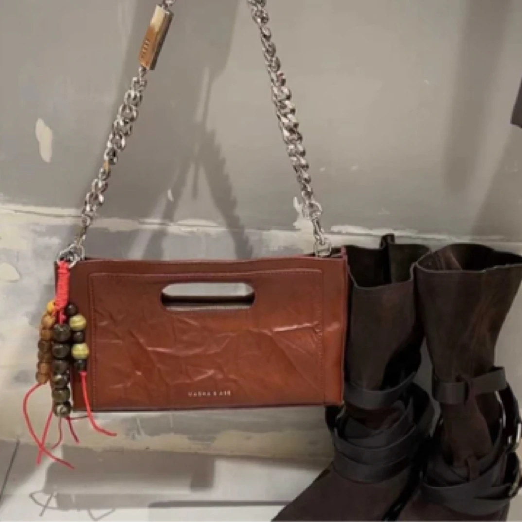 包包2025新款褶皱手抓纹小方包高级质感洋气手提包链条单肩斜挎包