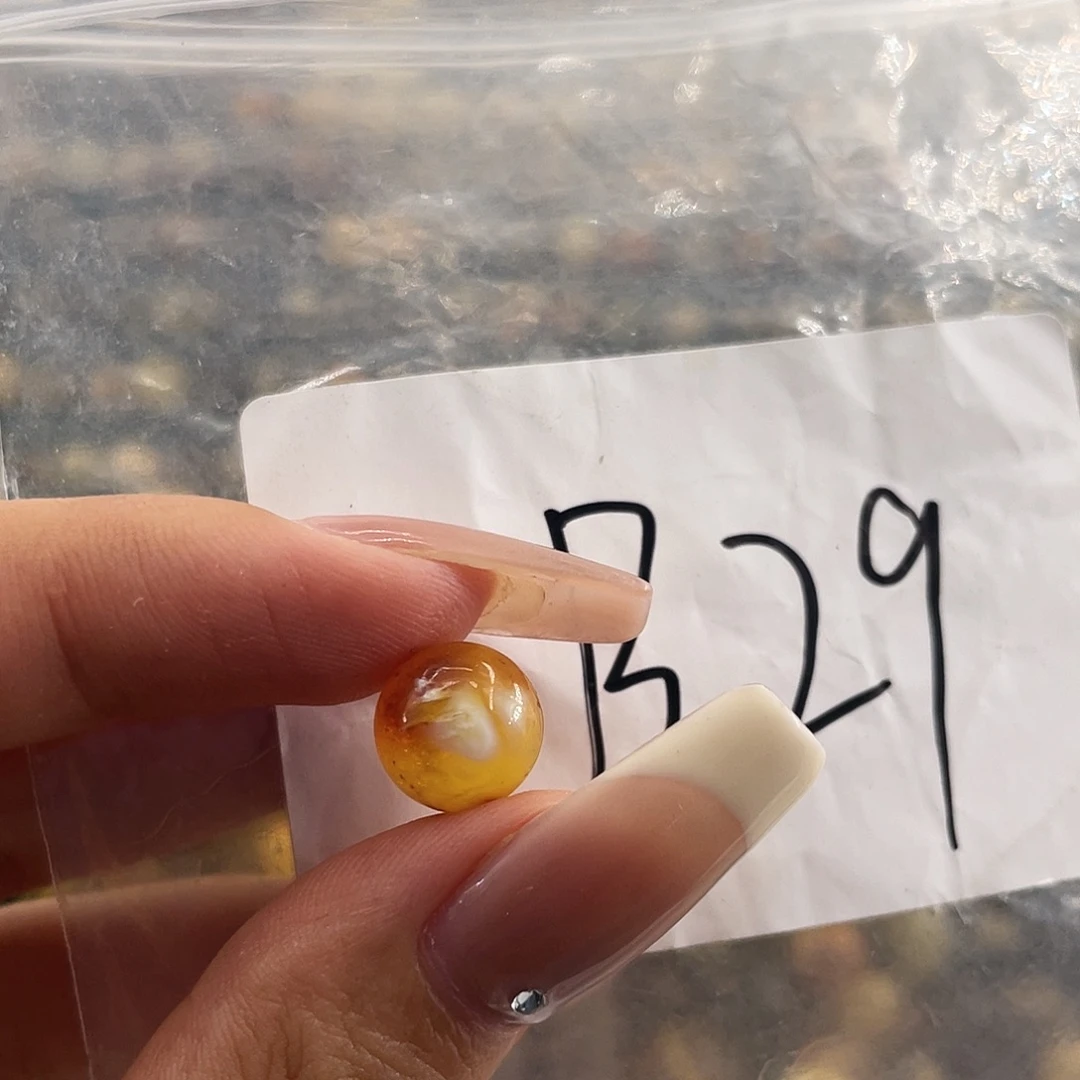 琥珀未镶嵌裸石10.1福利