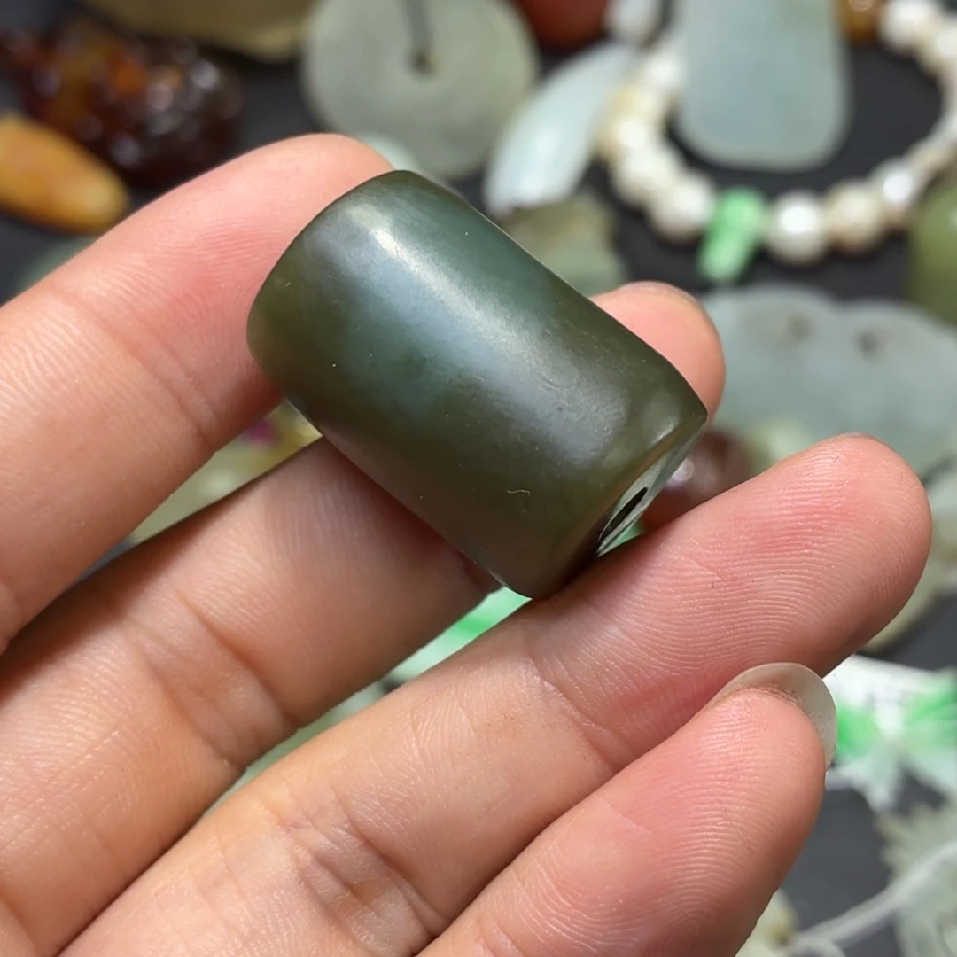 和田玉未镶嵌颈饰善*