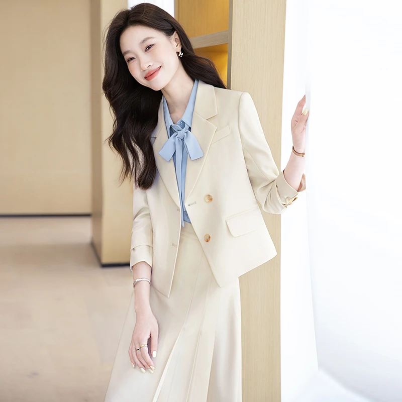 长袖显瘦秋季2025新款时尚气质修身面试休闲风白黑灰女士西装外套