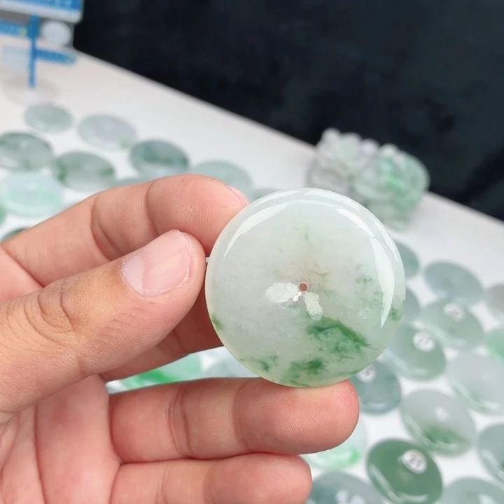 翡翠未镶嵌颈饰缅甸天然A货翡翠40-6.3