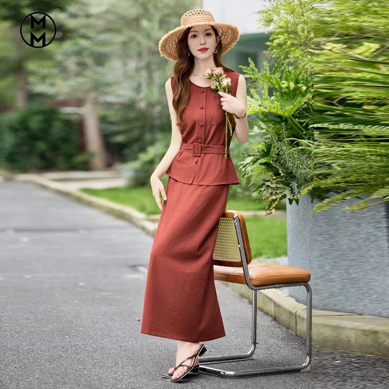 MM高级感洋气减龄巨好看上衣两件套女 2025夏显瘦马甲+半身裙套装