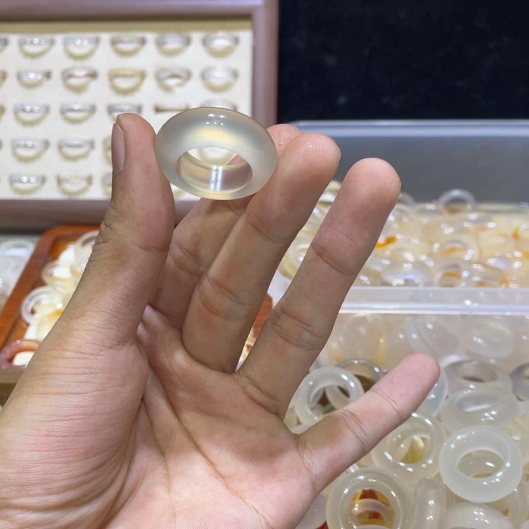 玛瑙/玉髓未镶嵌戒指8号港17