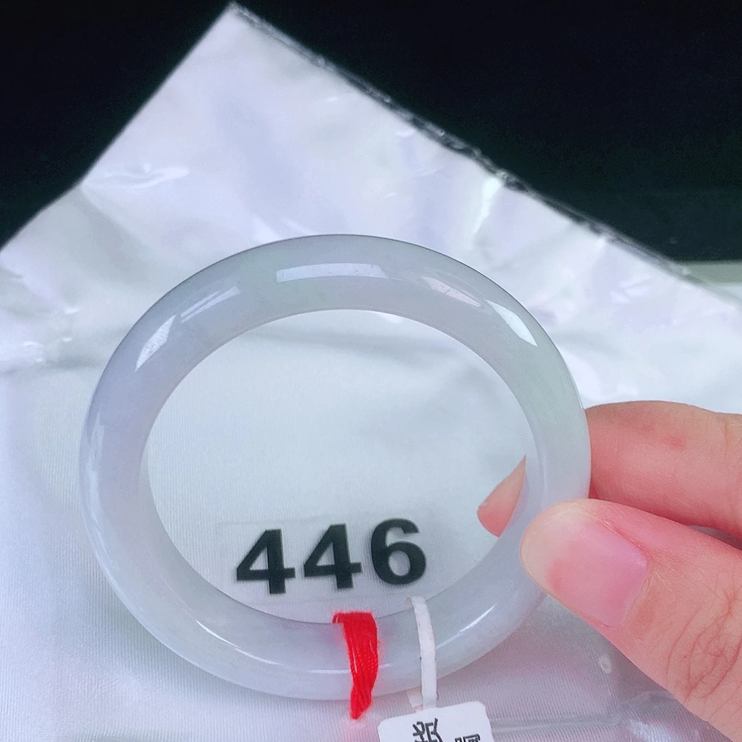 未镶嵌手镯（圆镯）翡翠翡翠手镯