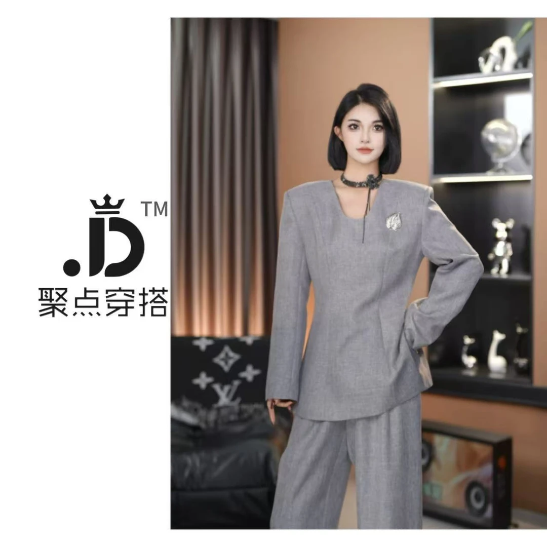 JUDIAN-【智性灰调】气质U领侧开叉收腰秋季套头西装上衣8jd00027