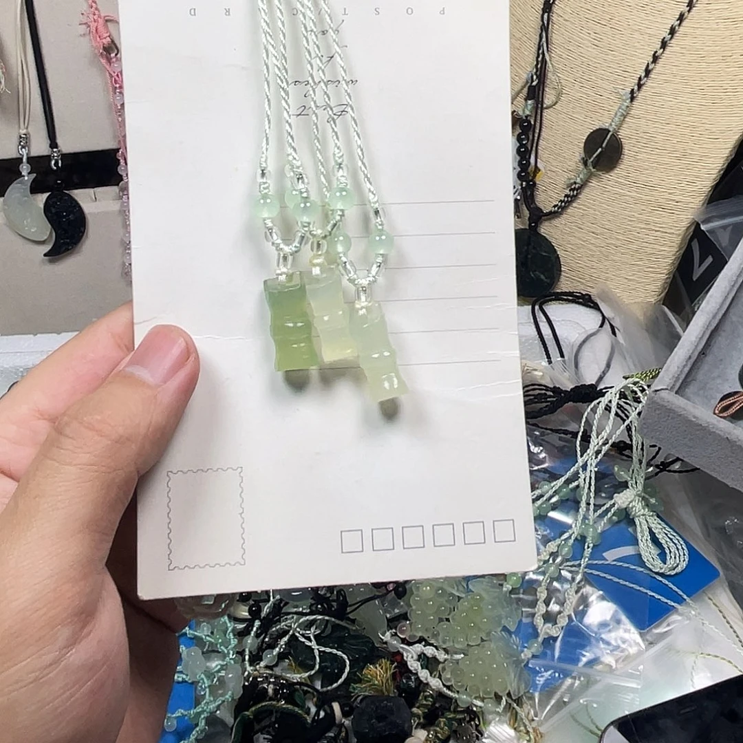 蛇纹石玉合金颈饰