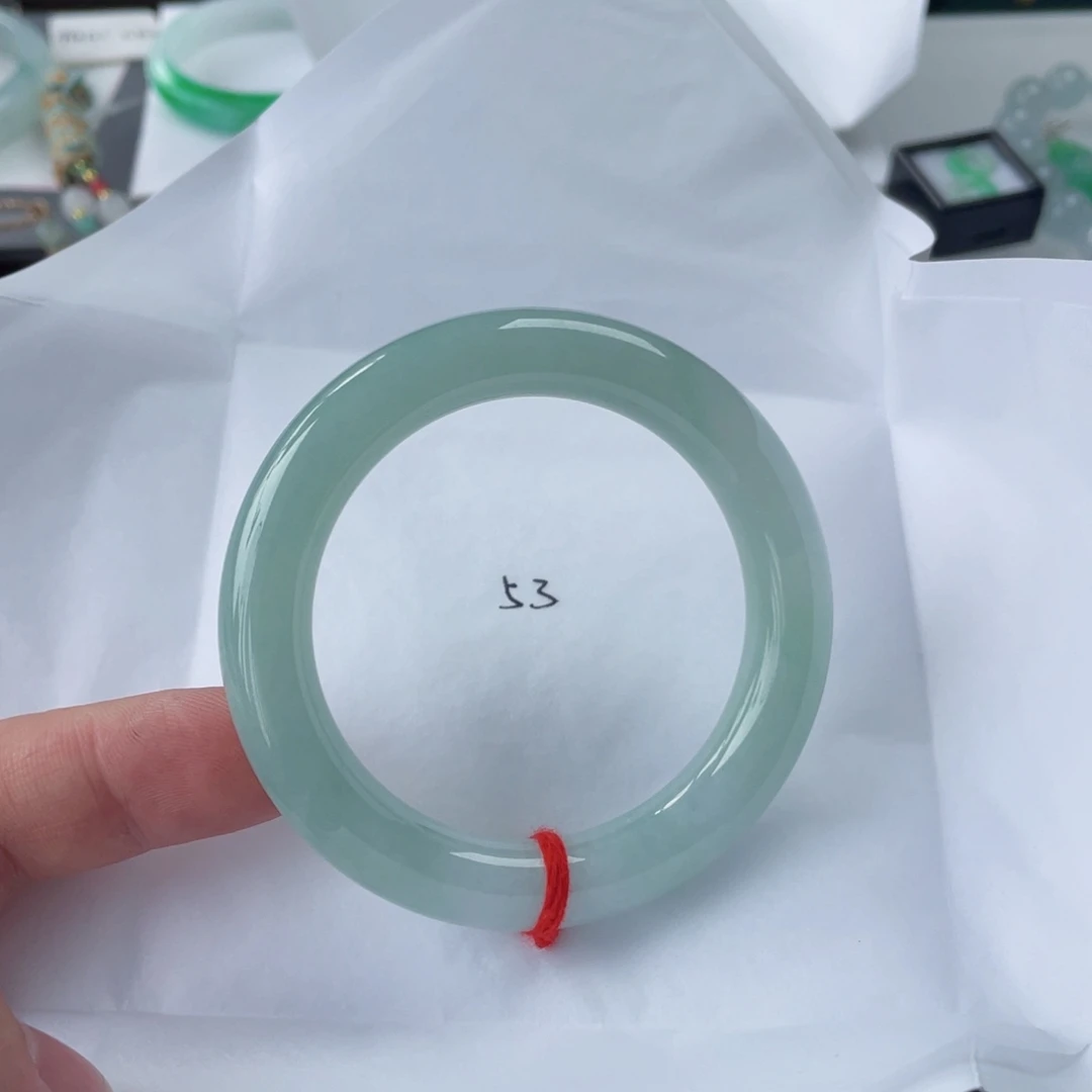 翡翠手镯未镶嵌妳****、52圆条