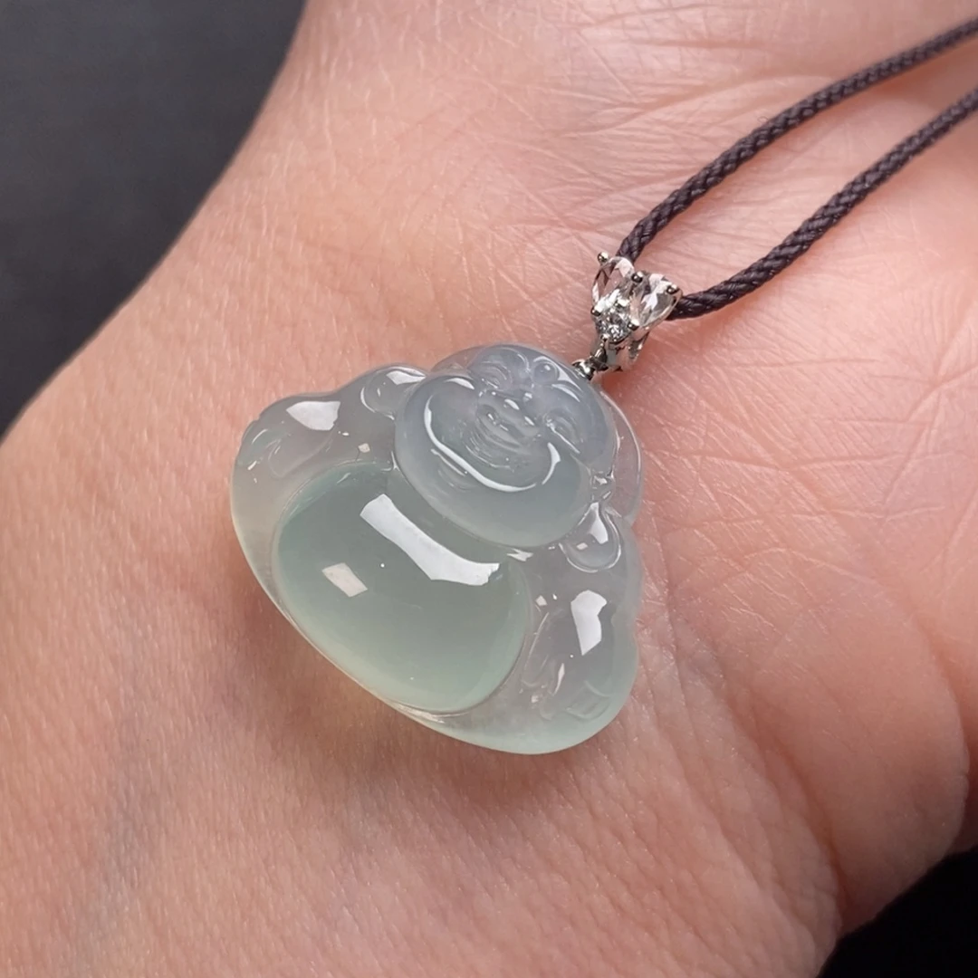 翡翠颈饰18K金镶嵌翡翠佛公吊坠