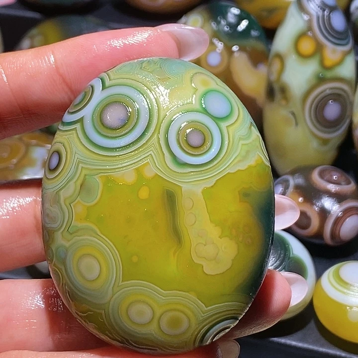 玛瑙/玉髓未镶嵌珠宝奇石47