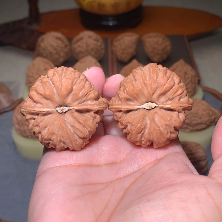 沪***上核桃文玩核桃平谷凹底