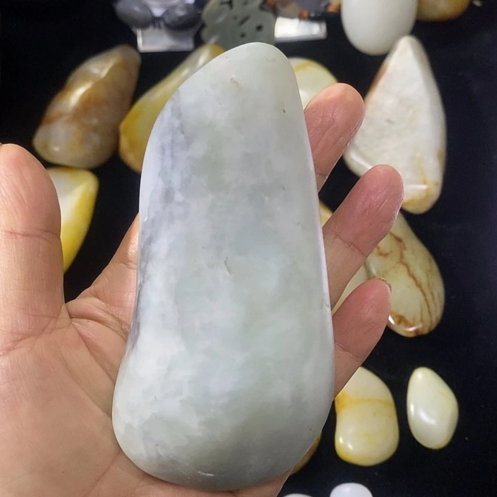未镶嵌和田玉(糖玉)挂件
