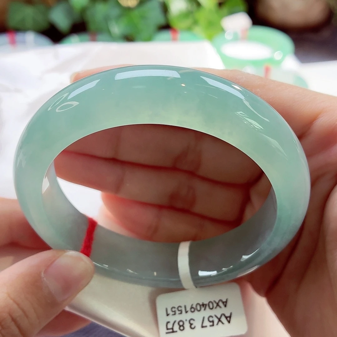 翡翠未镶嵌手镯宽版仙女蓝68-29