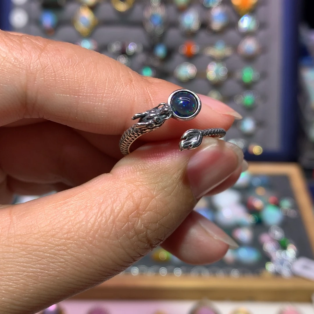 银S925镶嵌欧泊戒指特价不退换