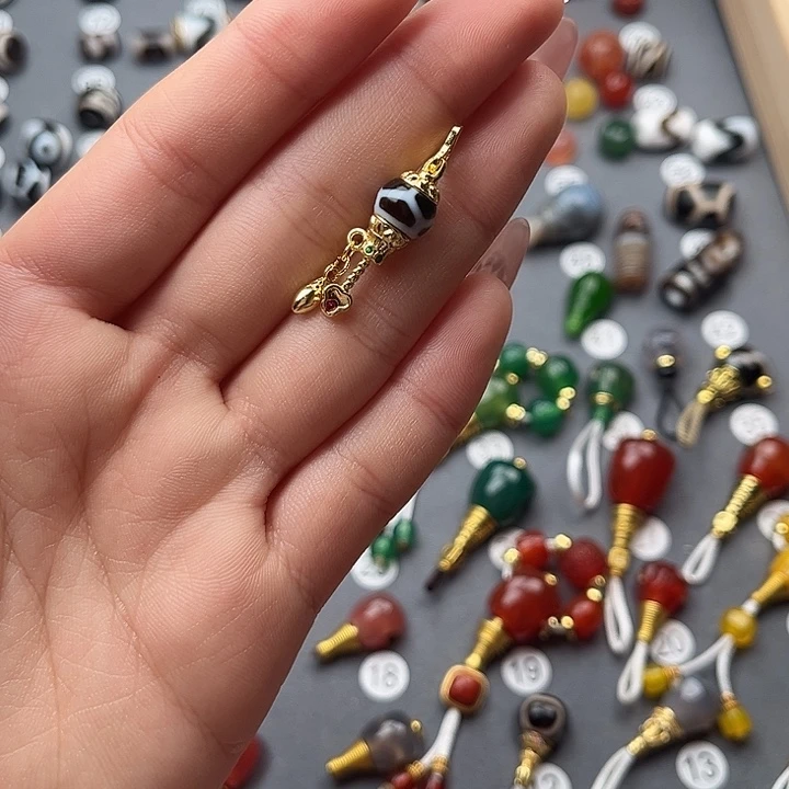 玛瑙/玉髓未镶嵌饰品