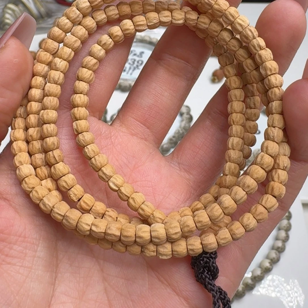 柏香籽/百香籽吊坠姜黄皮小金豆脖挂福利