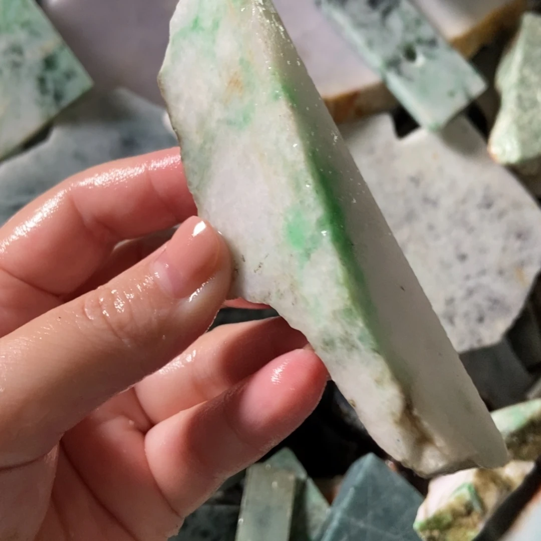 翡翠未镶嵌挂件天然翡翠