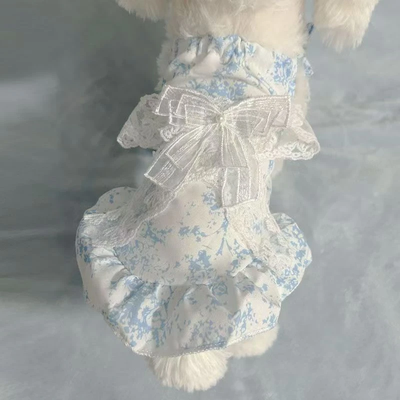 新款小型犬衣服国风花朵图案可爱蝴蝶结连衣裙泰迪比熊博美适用