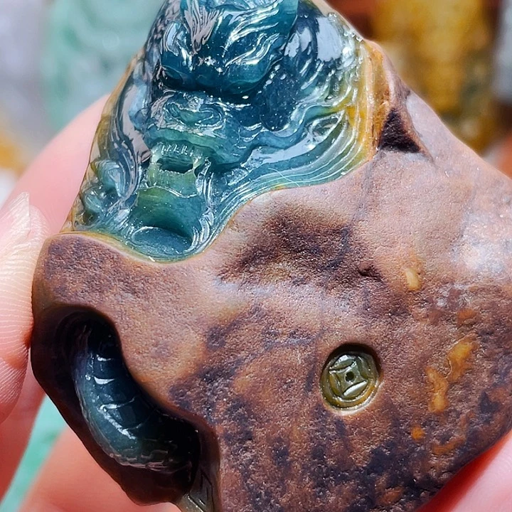 翡翠未镶嵌颈饰1111111111