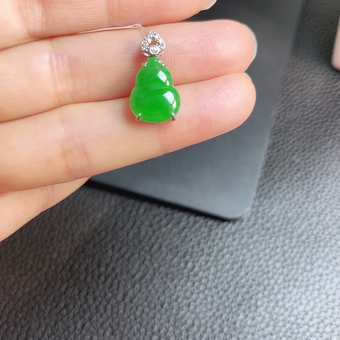 翡翠银S925镶嵌颈饰