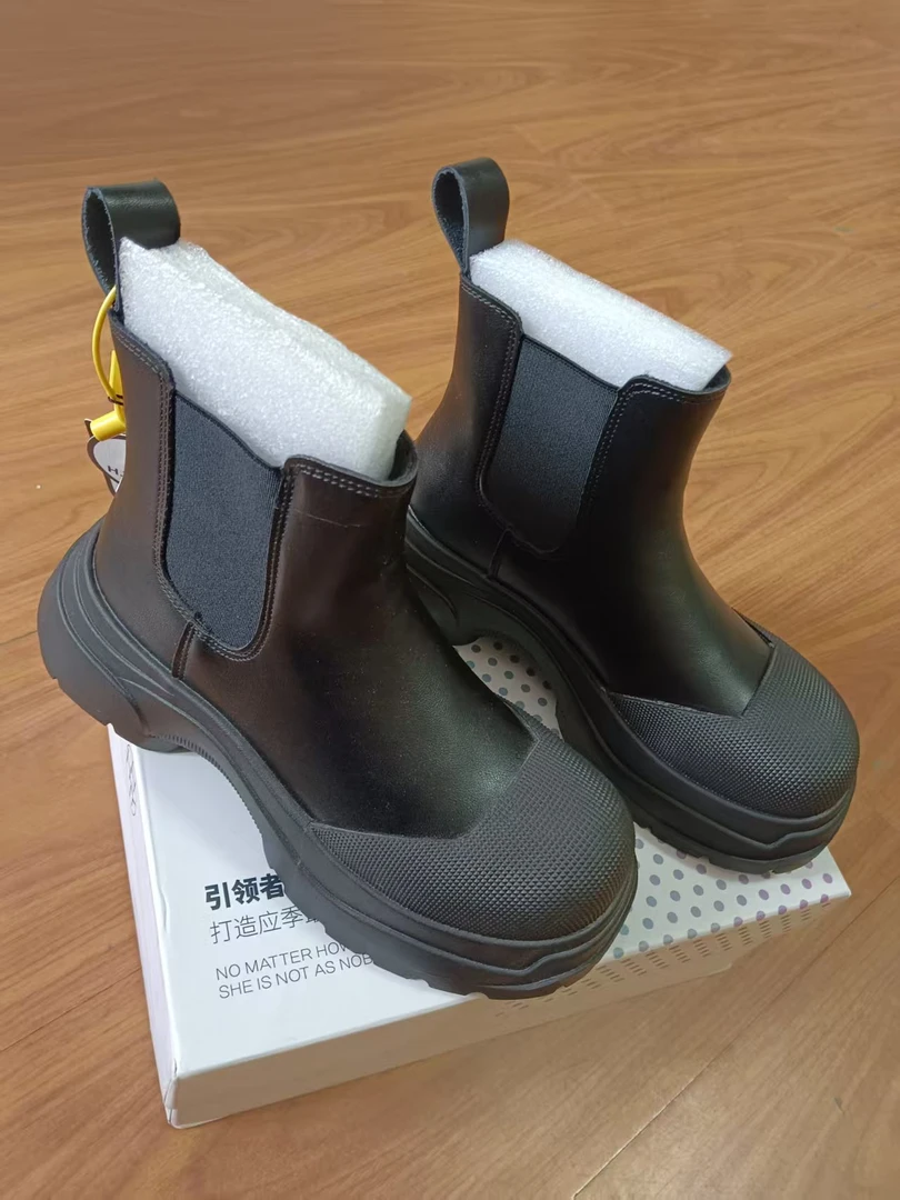 ·精品流行百搭时尚流行女鞋