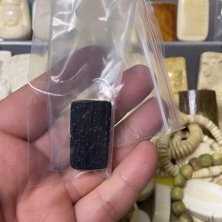 A*o天然猛犸牙雕刻品