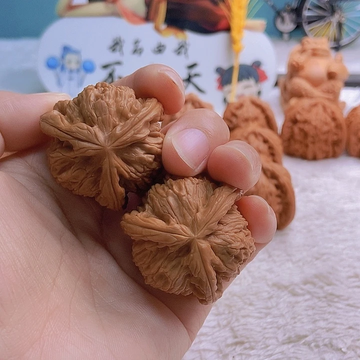 把件文玩核桃?****&三棱