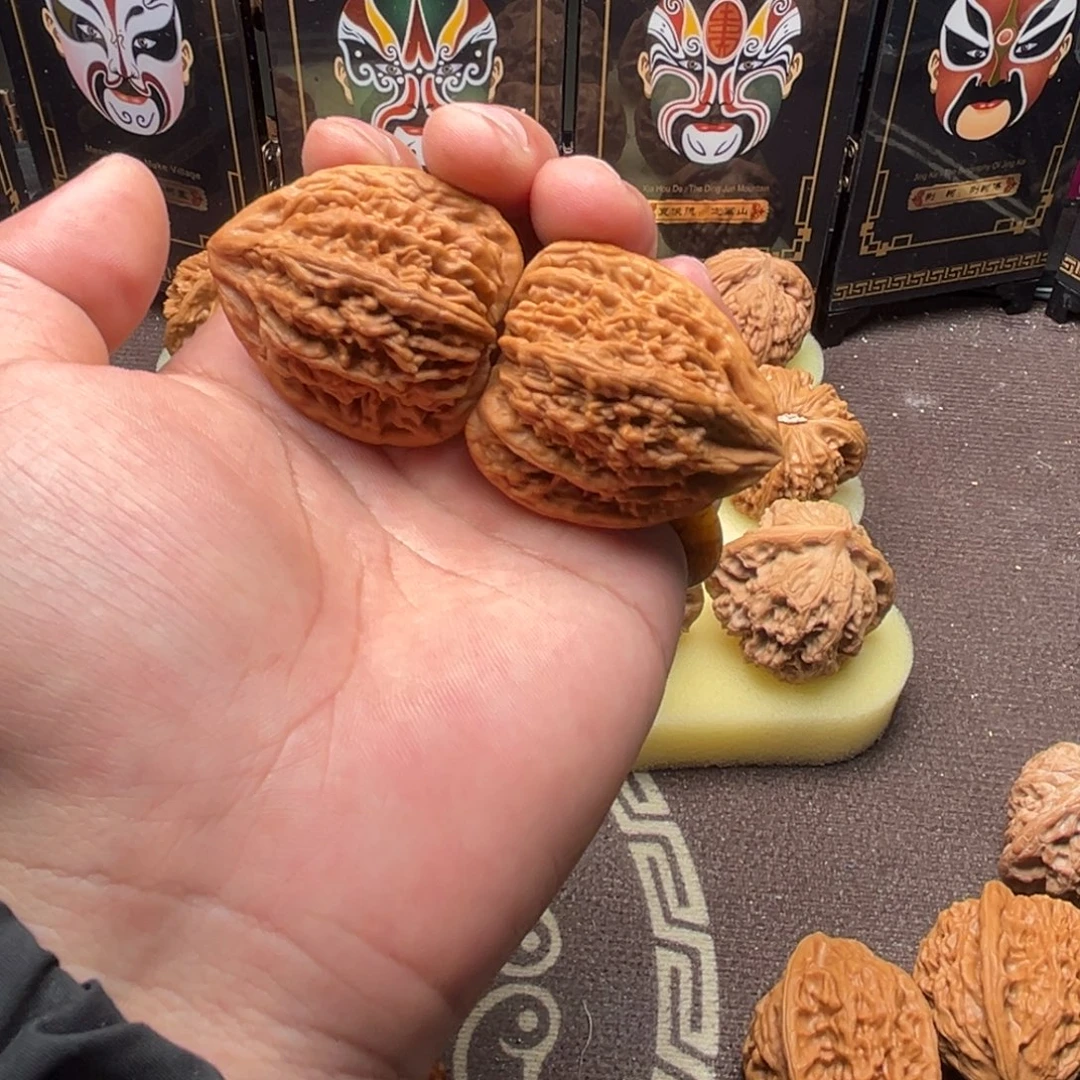 核桃三角虎头王1111111