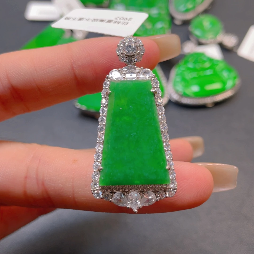 翡翠银S925镶嵌颈饰