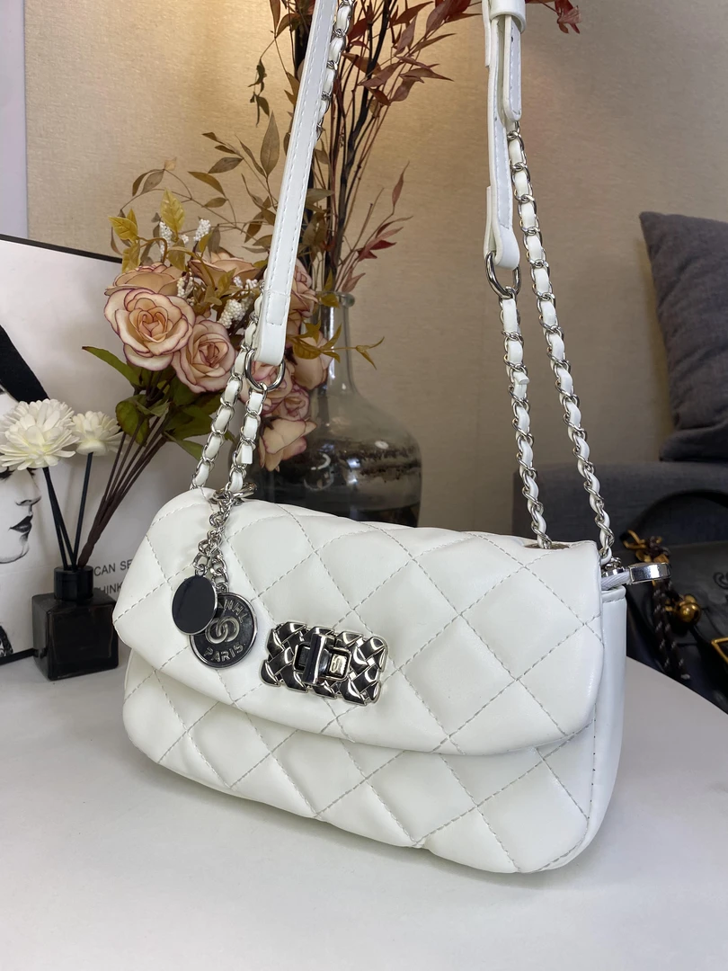 （大号）小香风链条斜挎包包女包2025新款高级感小众单肩绣线小方包