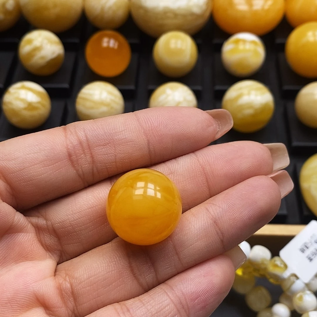 蜜蜡未镶嵌珠宝奇石胡*哥