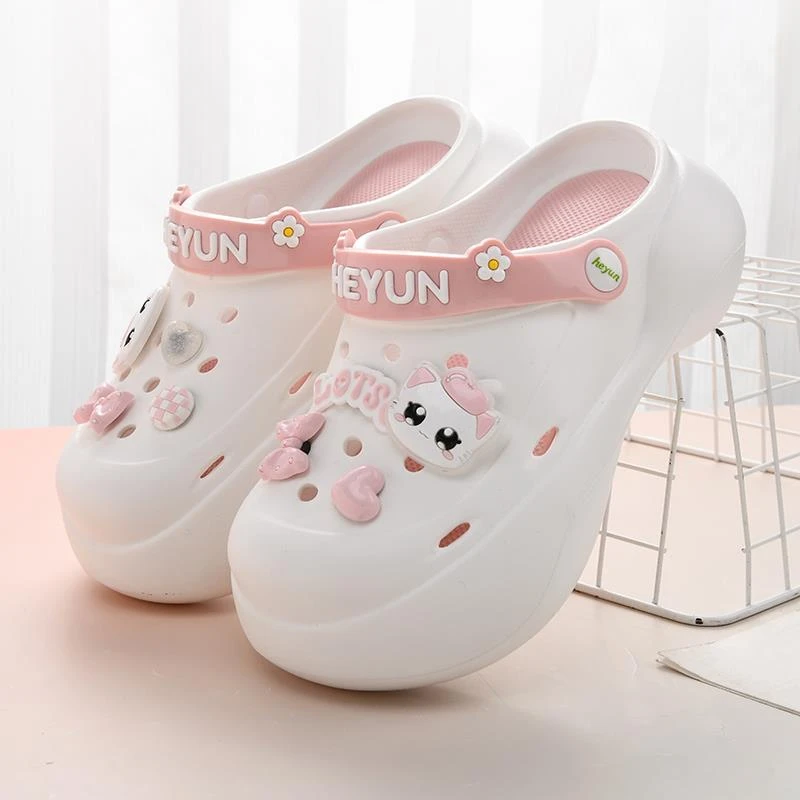 FAVMARTHA洞洞鞋女夏季外穿2025厚底时尚可爱卡通增高包头拖鞋两