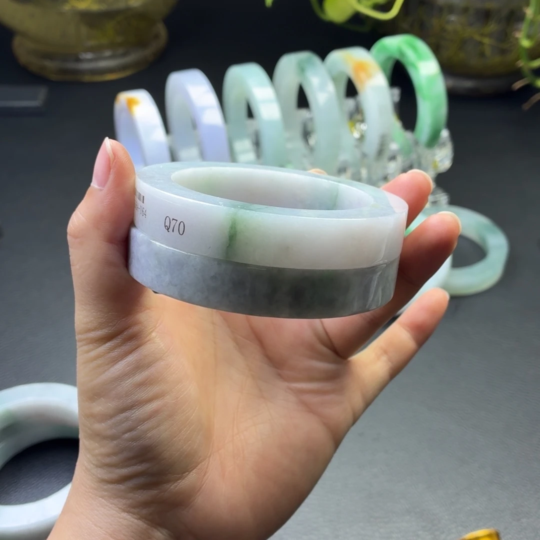 定制翡翠未镶嵌翡翠手镯缅甸a货翡翠手镯