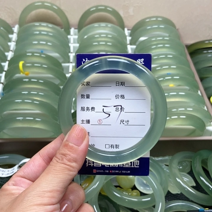 未镶嵌蛇纹石玉手镯达*林
