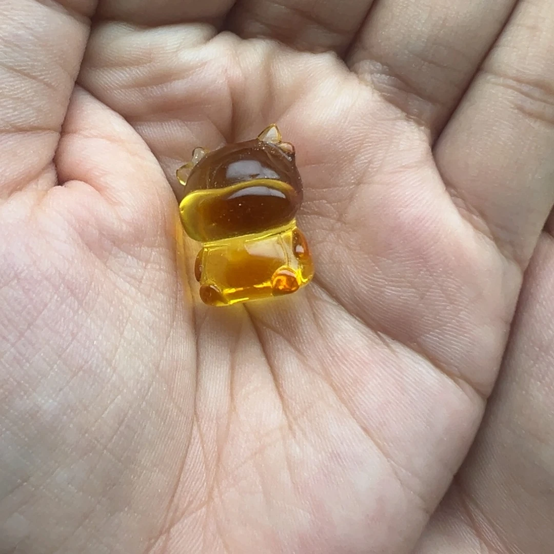 琥珀未镶嵌珠宝奇石小牛