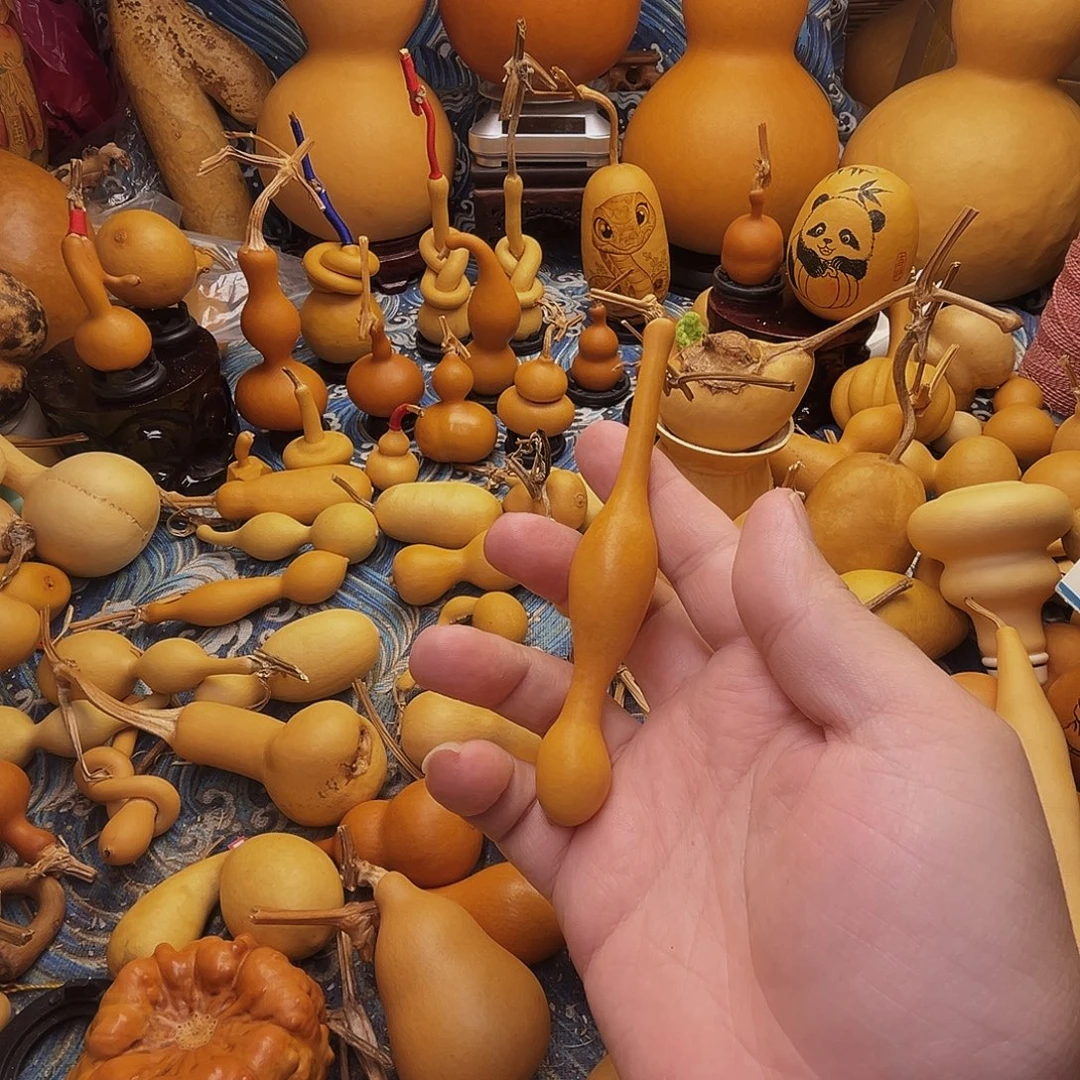 有机玻璃葫芦头等组成了新一