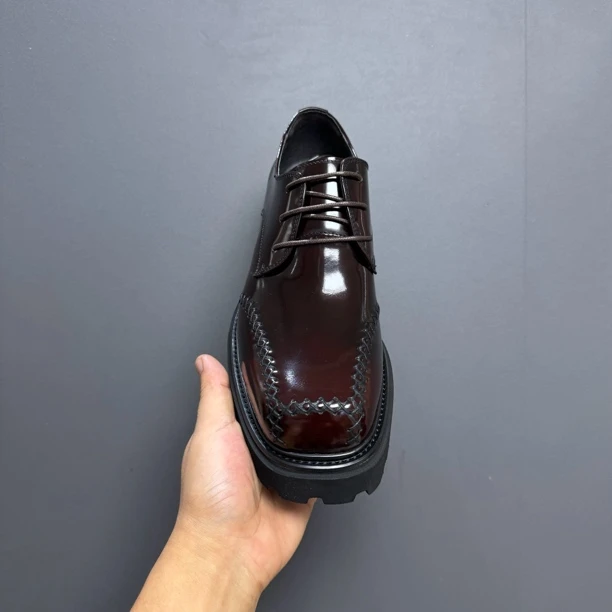 150242高端品质男鞋男士时尚真皮厚底商务系带百搭复古固特异雕花