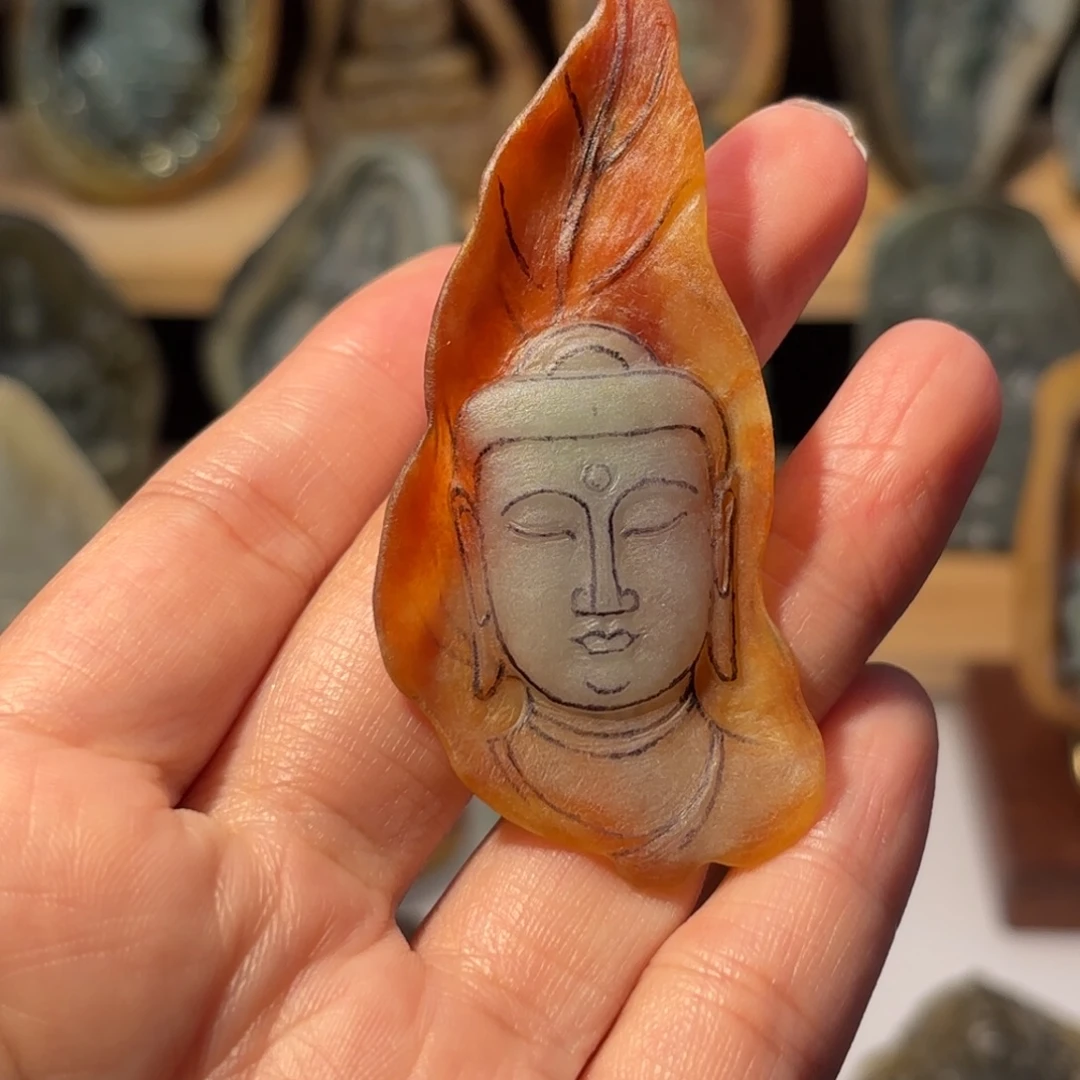 未镶嵌定制翡翠一叶成佛