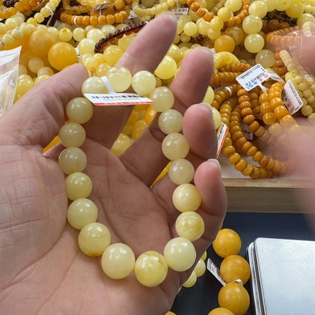 未镶嵌琥珀珠宝奇石