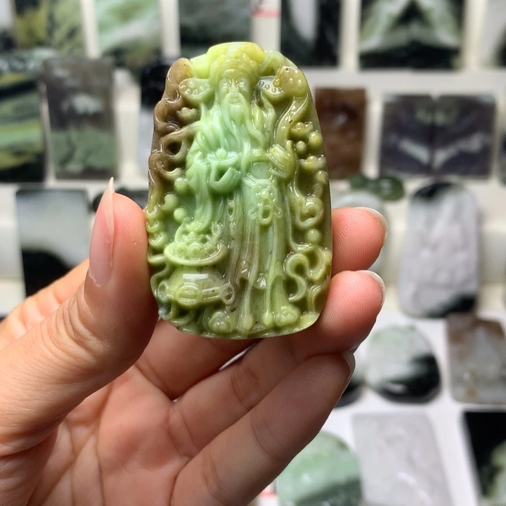 独山玉未镶嵌颈饰