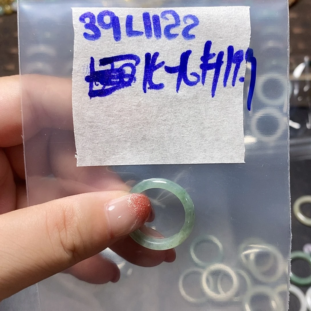 未镶嵌定制翡翠翡翠