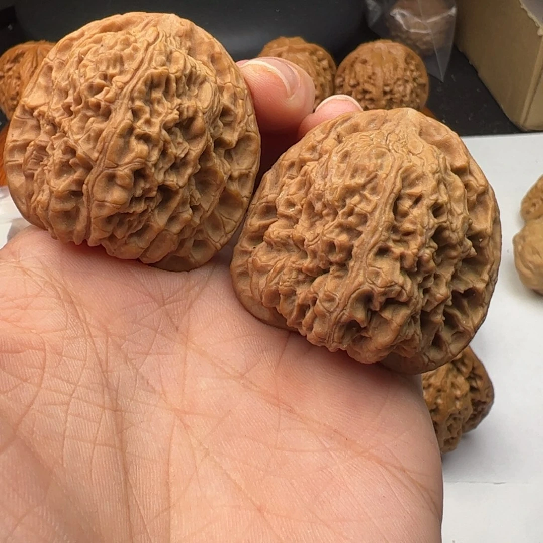 文玩核桃吊坠40南疆