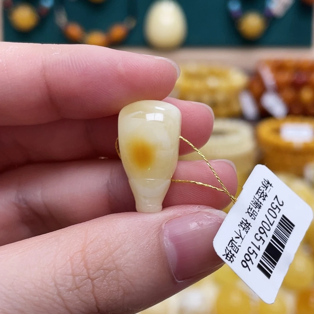 蜜蜡未镶嵌珠宝奇石11mm沁色妖花小三通