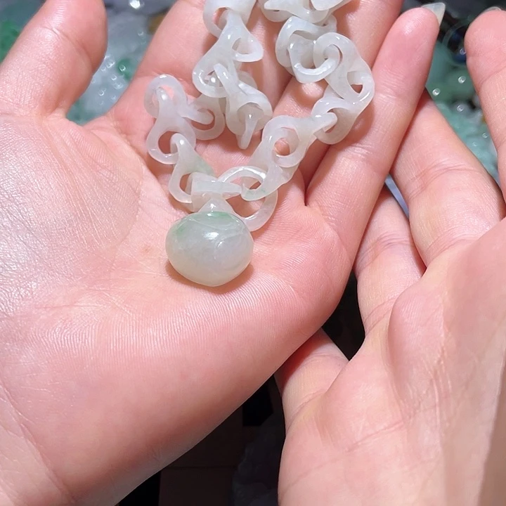 翡翠未镶嵌颈饰天然