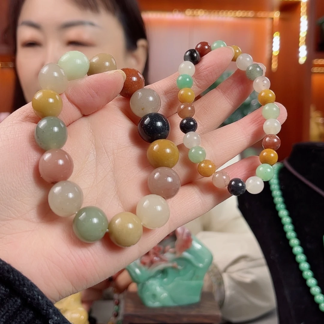 密玉（石英质玉）颈饰未镶嵌