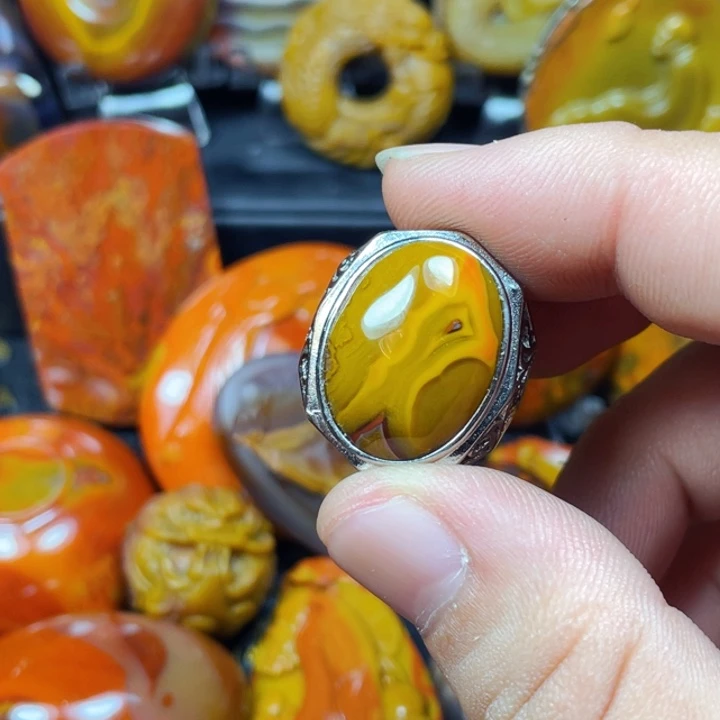 宾***哥未镶嵌颈饰玛瑙/玉髓