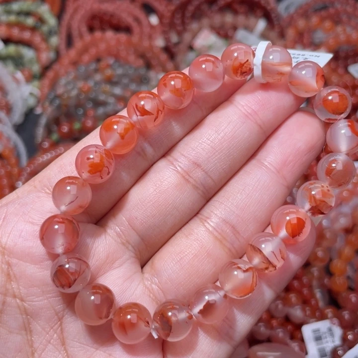 南红玛瑙未镶嵌粉底飘花9+0404