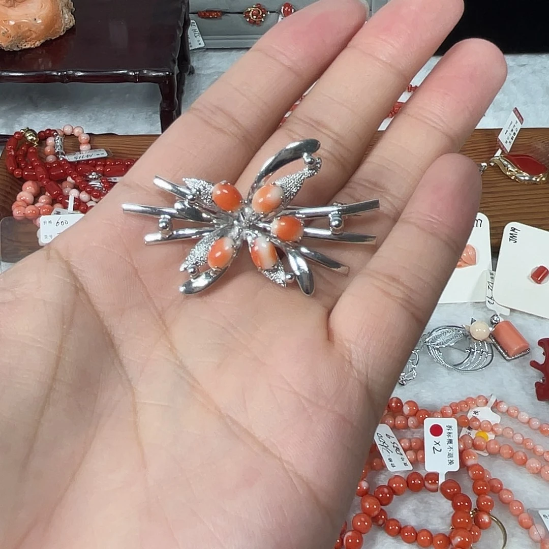 合金厚款特价胸针